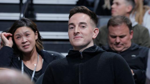 V体育中心-百亿富豪撑起灰熊：10年资产增长10倍联盟第三富有