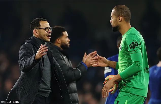 罗西尼尔夸奖桑切斯一路走来的努力;切尔西看重小将彭德斯